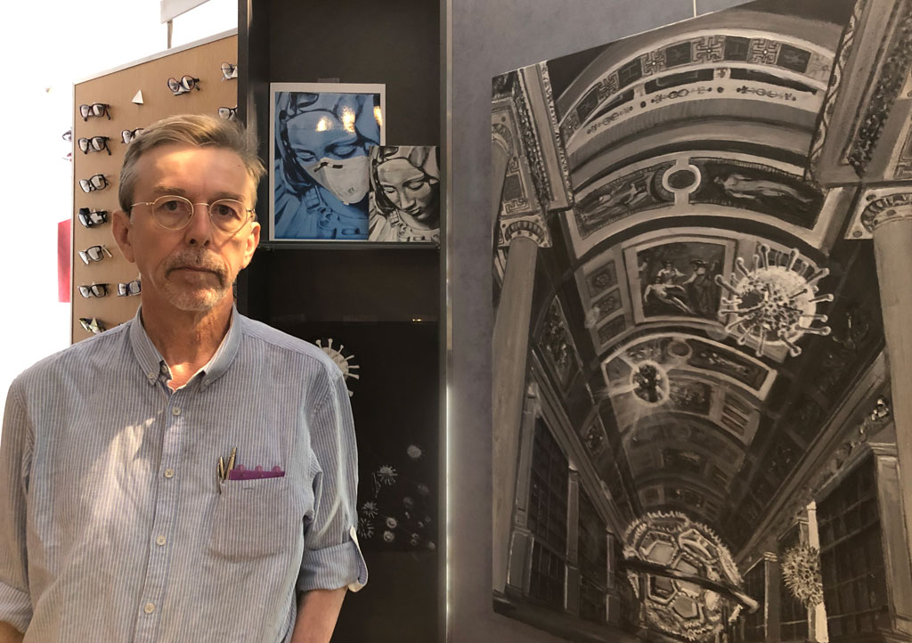 Peter Raedschelders aan de etalage van Optiek Foubert