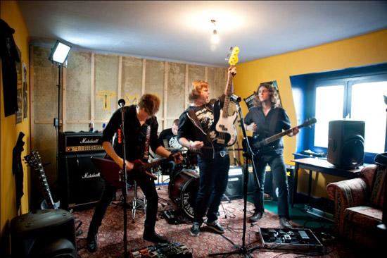 Op 13 april gaf The Minority Print een geslaagd internetconcert.